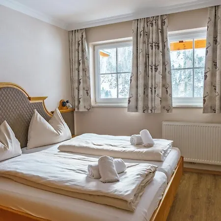 Apart-hotel Hubertus Alpine Living 4*