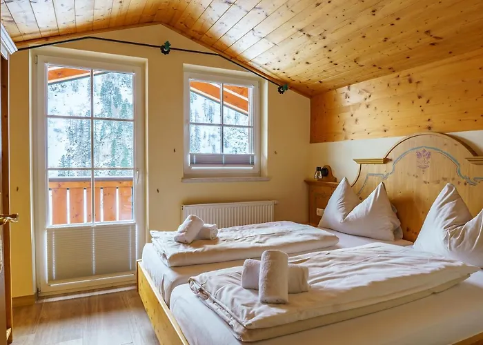 Hubertus Alpine Living Aparthotel 4*