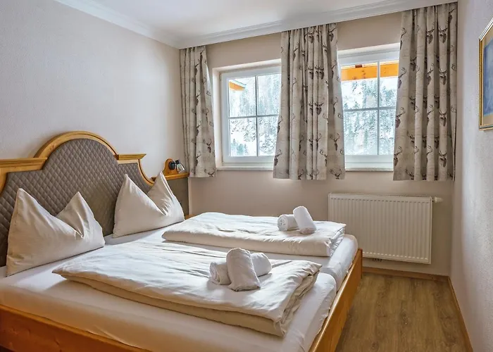 Ξενοδοχείο με διαμερίσματα Hubertus Alpine Living 4*