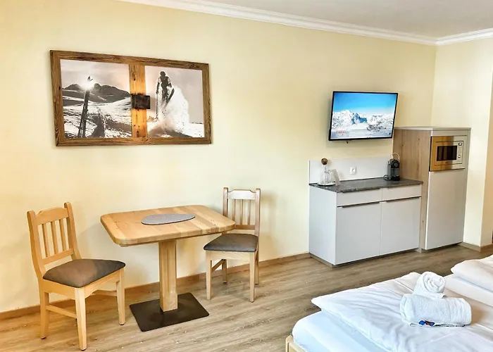 Ξενοδοχείο με διαμερίσματα Hubertus Alpine Living 4*