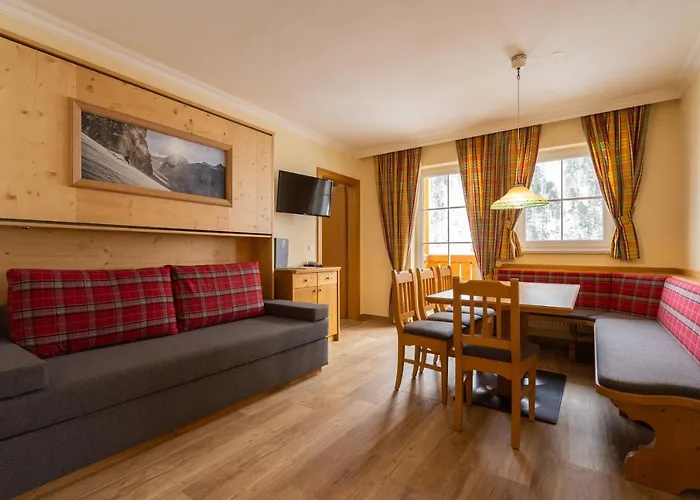 Aparthotel Hubertus Alpine Living 4*